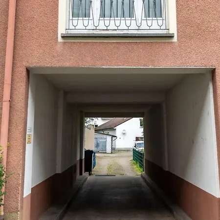 Naehe Stadtzentrum Mit Wohnzimmer Und Kueche 아파트